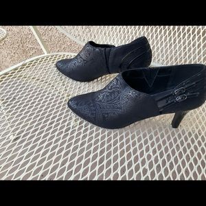 PAISLEY PRINT BOOTIES 10M